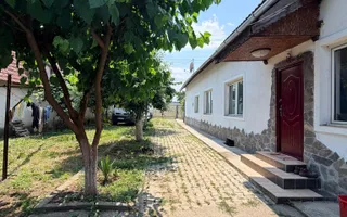 Casă cu teren de 1.651 mp și ieșire la lac Feldioara Pod mansardabil - Poză 14