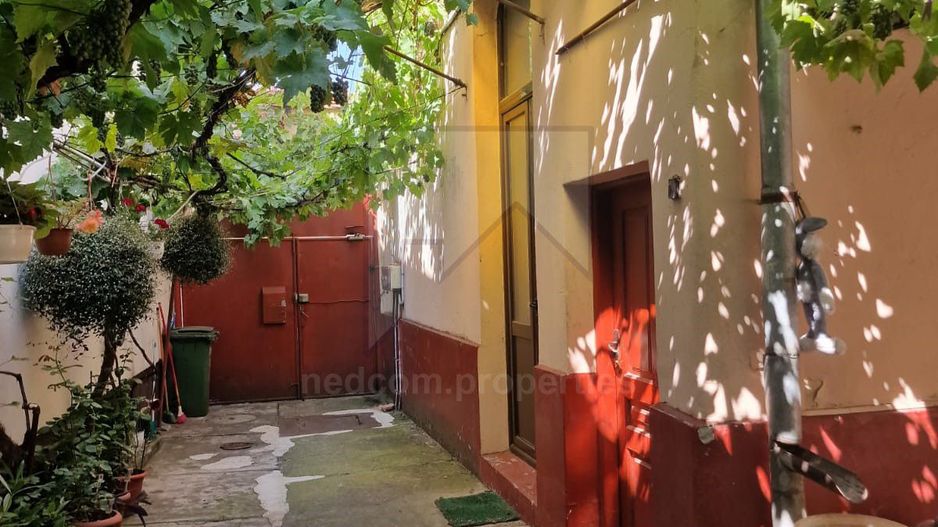 Vanzare casa 4 camere Brasov - central - Poză 3