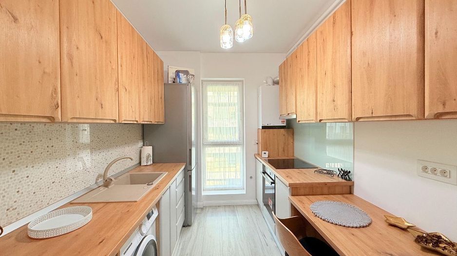 AP. 2 CAMERE AMBIANCE RESIDENCE, PARCARE, INCALZIRE PARDOSEALA, LUX - Poză 4