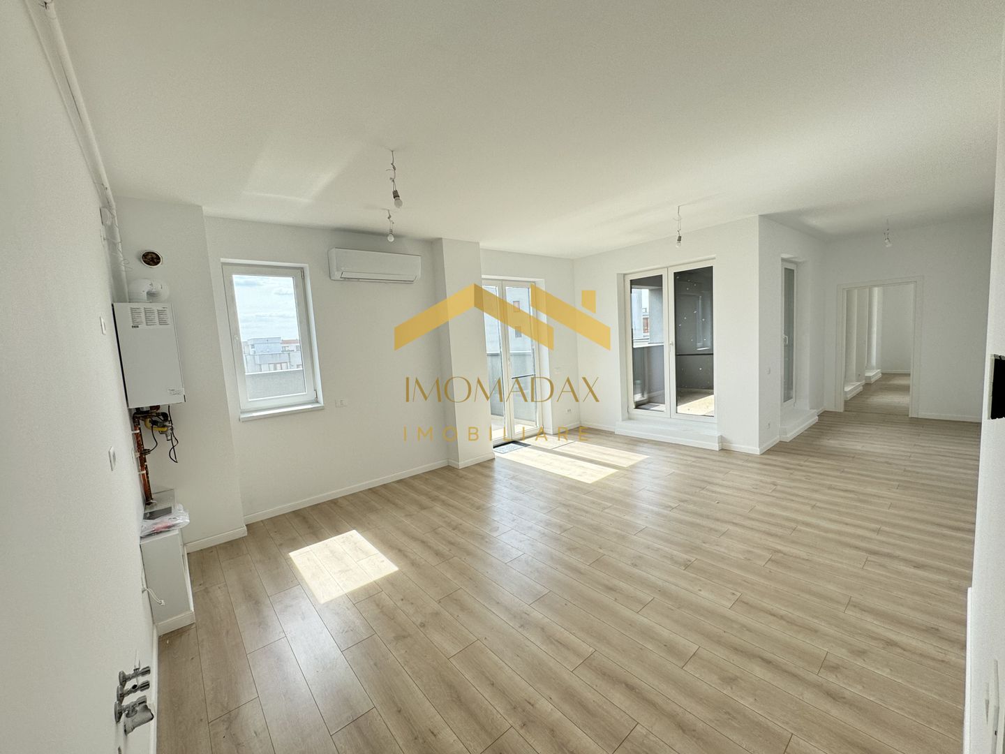 Aradului-Apartament 3 camere-Centrala Proprie - Poză 18