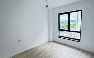 Apartament cu 3 camere/ 68 mp/ zona Miroslava - Poză 2