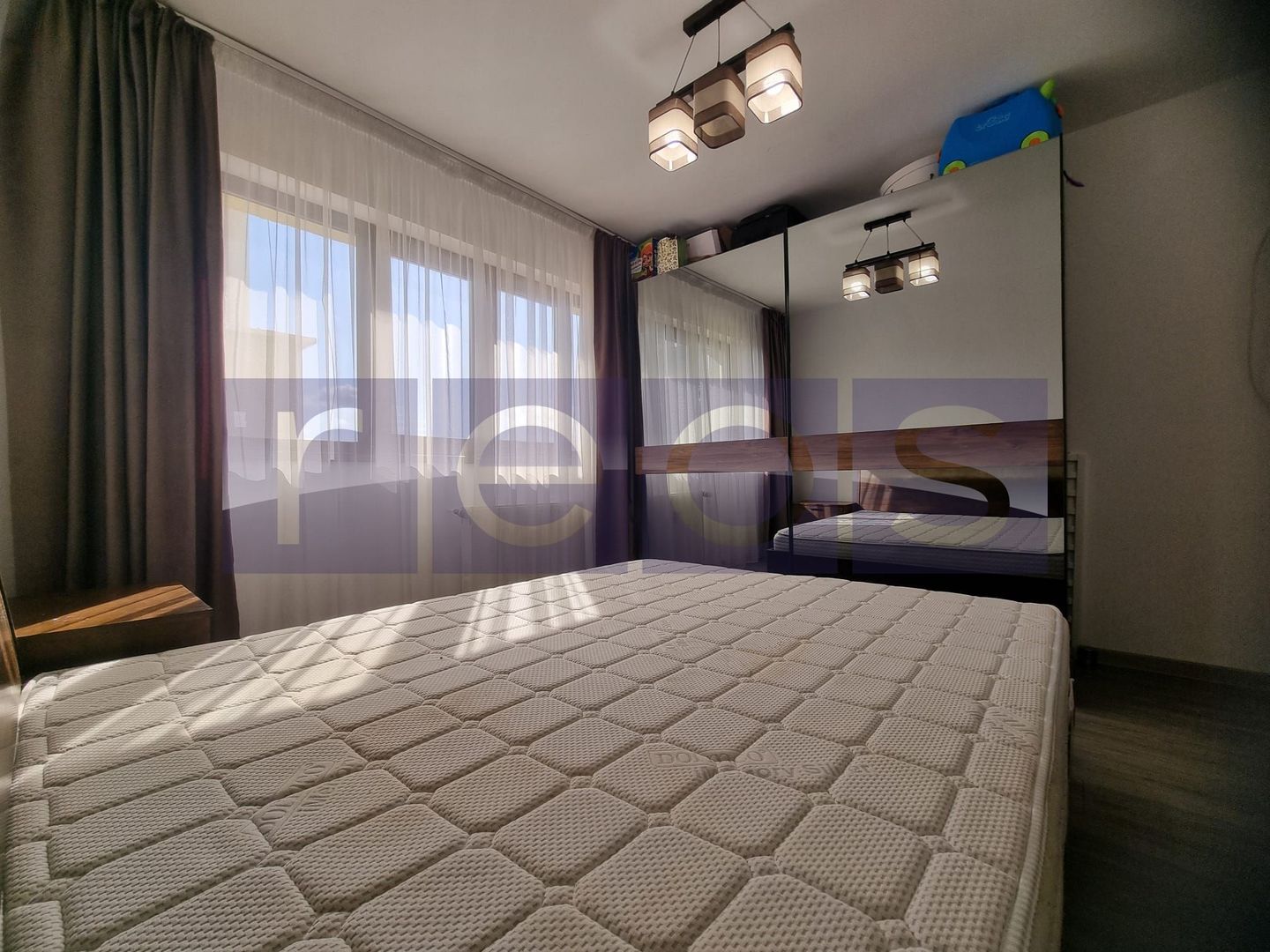 VANZAE 2 CAMERE  -IANCU DE HUNEDOARA - Poză 7