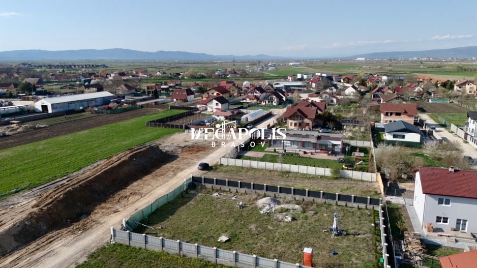 Teren intavilan | Autorizație de construcție + Avize | P + 2E + M - Poză 7
