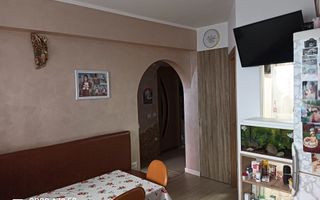 Apartament 2 camere – Florești, zonă centrală - Poză 1