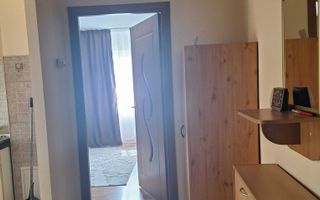 Zorilor, apartament luminos, 2 camere și balcon închis, parcare. - Poză 3