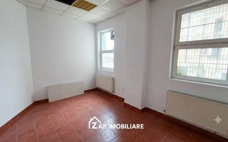 Central - Spațiu Comercial 70 mp Utili - POLI 2 - Poză 2