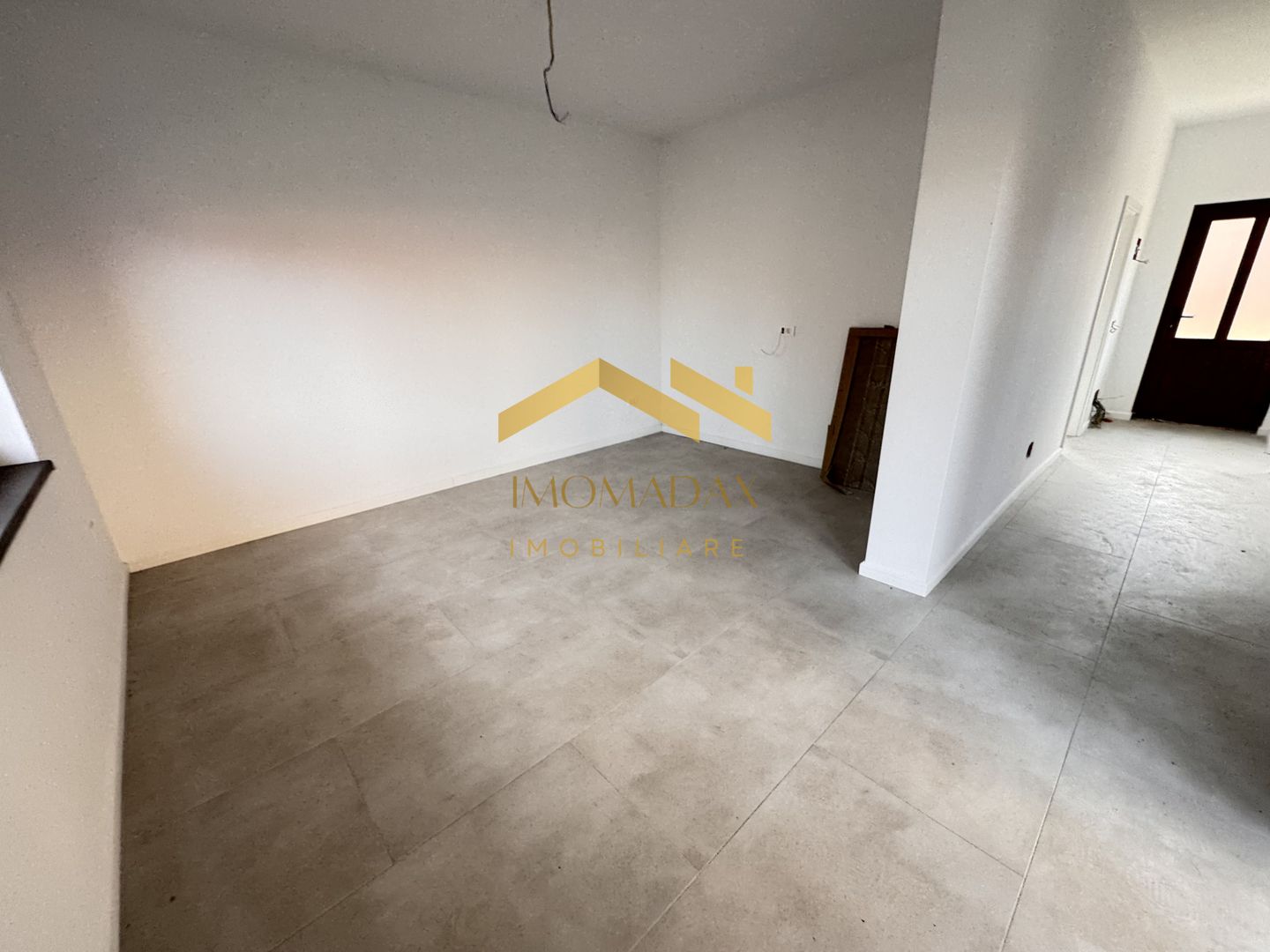 Utvin-4 camere-Predare la Cheie - Poză 17