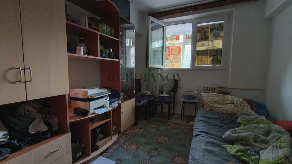 Apartament 3 camere strada Ion Berindei 11 decomandat - Poză 3