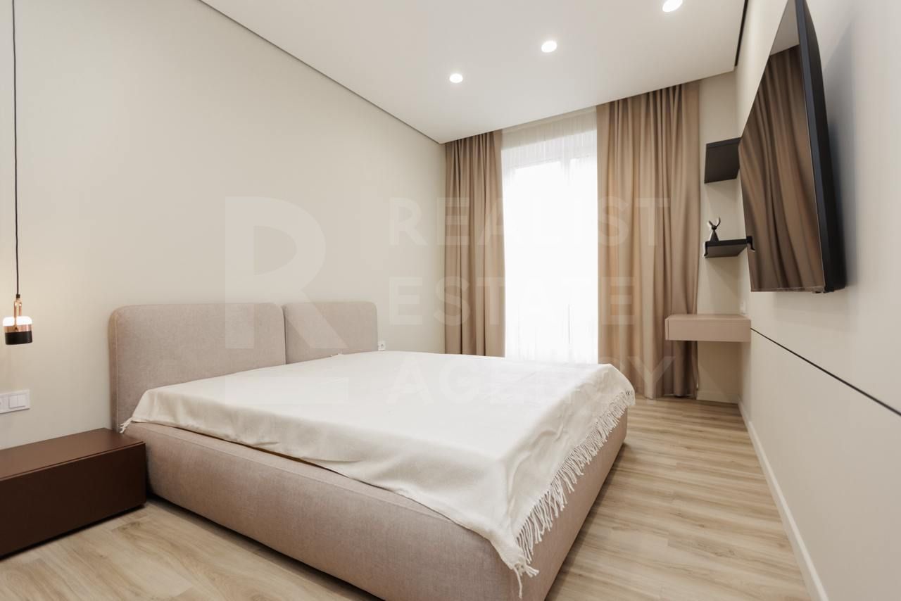 Chirie, apartament, 3 camere, strada Mihai Eminescu, Centru - Poză 4