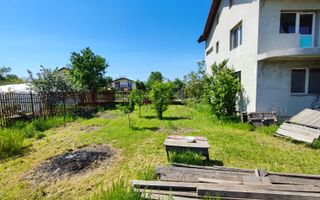 Casă spațioasă cu terase panoramice și curte mare - Poză 5
