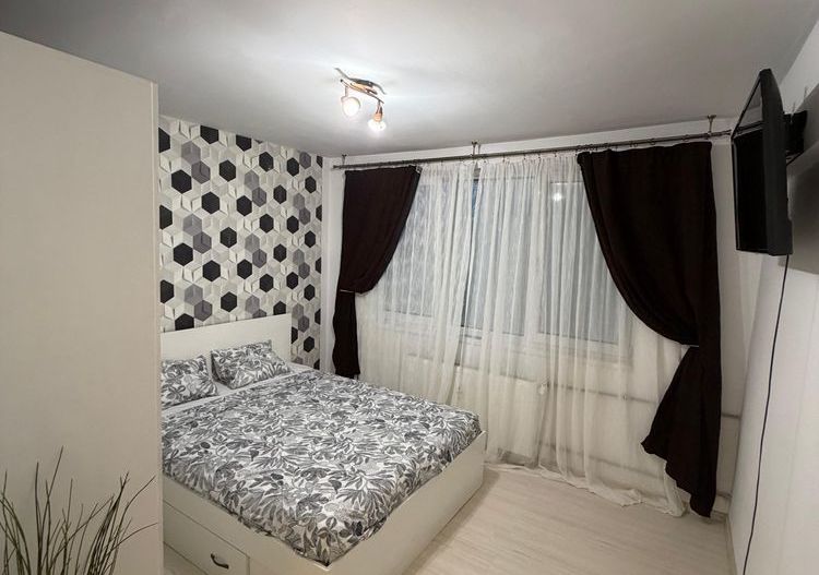 Apartament 2 camere de închiriat Piața Sudului - Poză 3