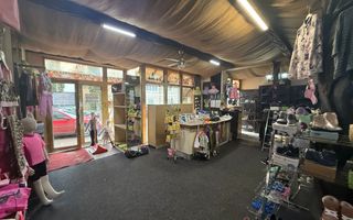 Spatiu de INCHIRIAT - Poză 9