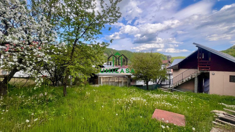 Casă de vânzare în Băile Olănești – zonă centrală - Poză 15