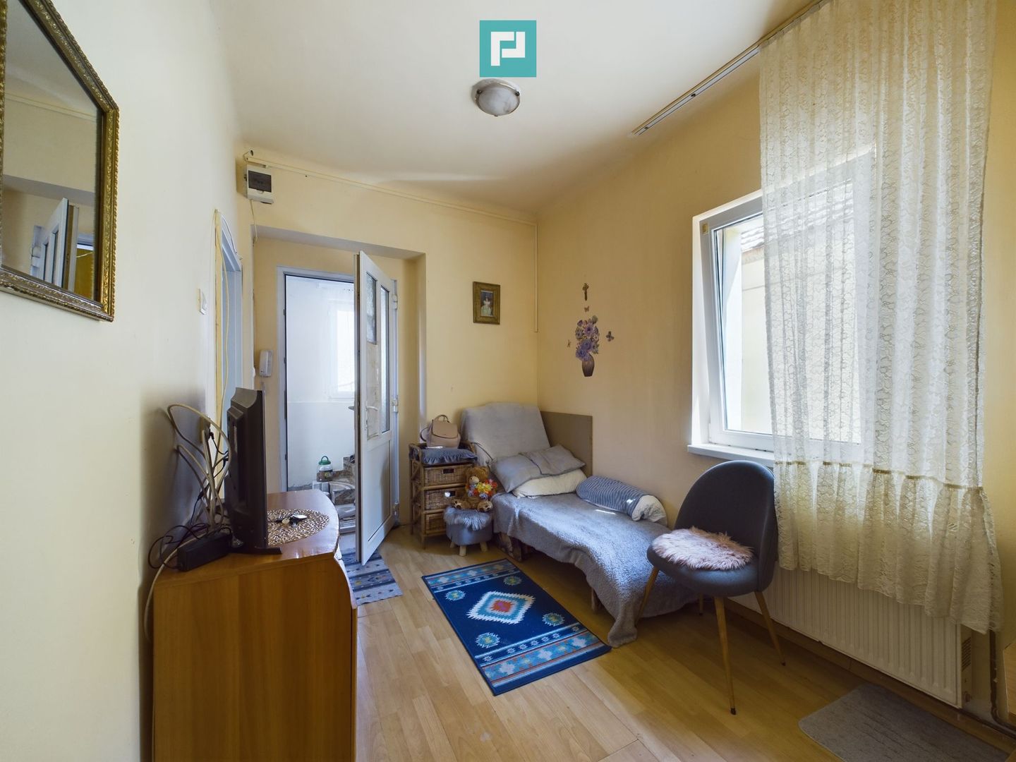 Apartament semicentral cu 2 camere - Poză 9