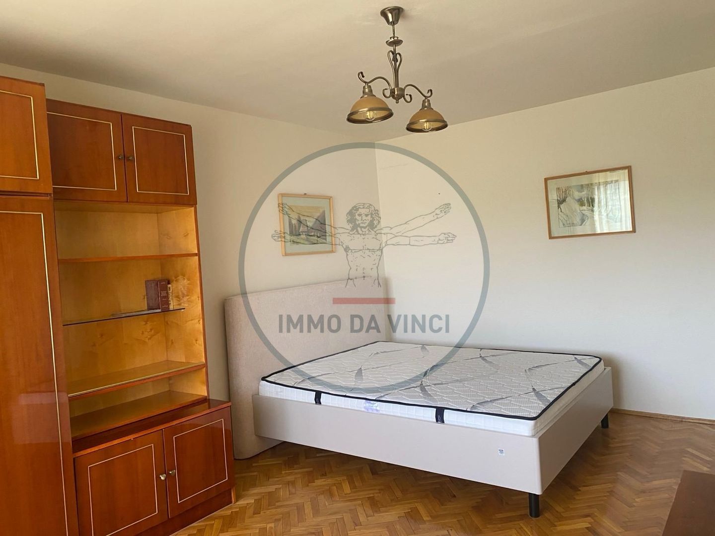 Apartament 4 camere Zona Centrala - Poză 1