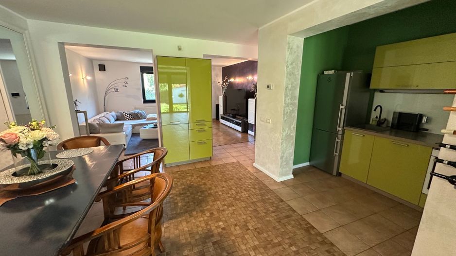 Casa Parter + Mansarda în Braytim - Poză 8