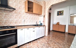 🏡 Închiriez Apartament cu 2 camere, Potcoava Titan, 2 balcoane, metrou aproape - Poză 1
