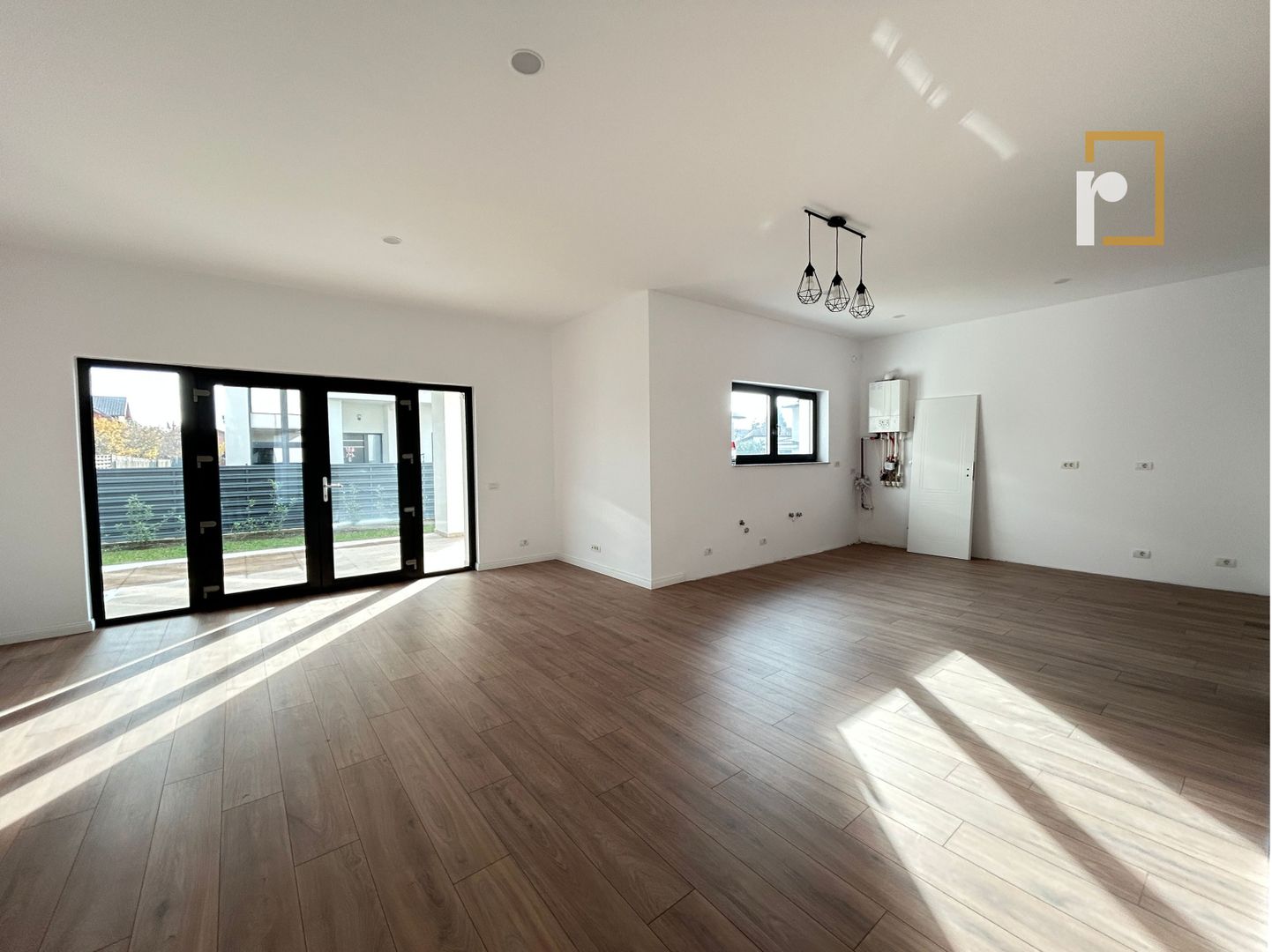 VILA  PREMIUM | 5 CAMERE | CORBEANCA - Poză 3