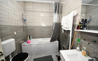 De vanzare casa cu 3 apartamente + anexa 75 mp, Comision 0% - Poză 20