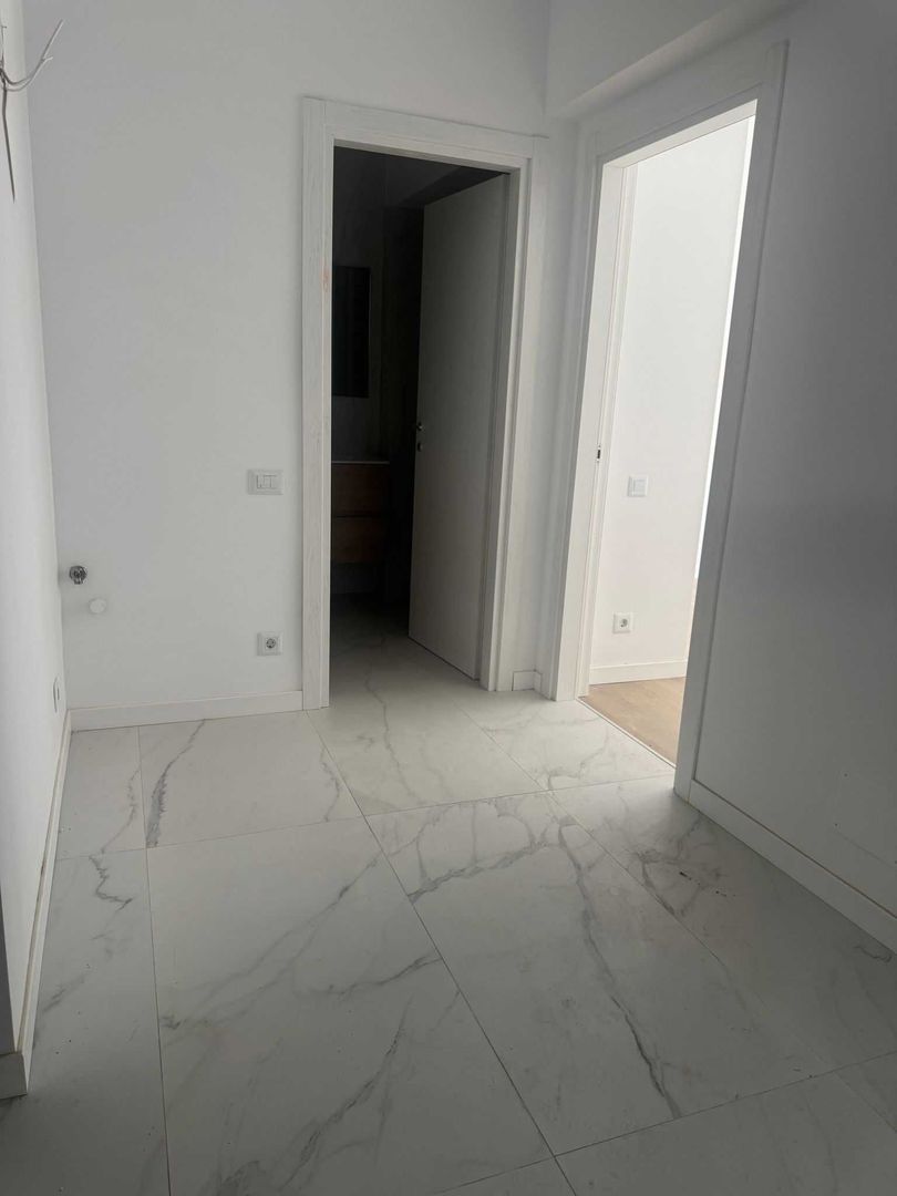 De vanzare apartament 2 camere , zona  Cartier Solar - Poză 6