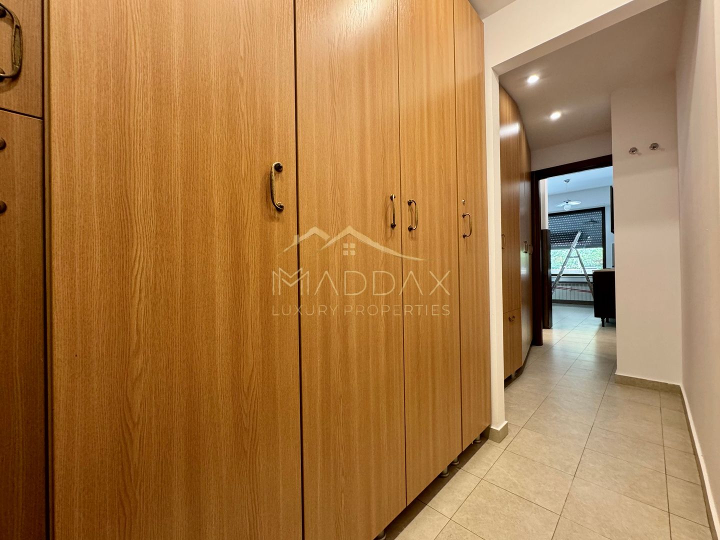Apartament cu 4 camere 250mp* 2 parcări subterane / Dorobanti-Capitale - Poză 36