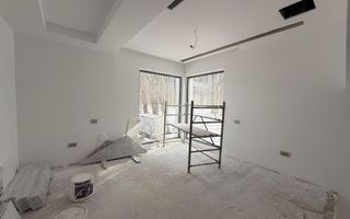 Vilă de Lux cu Piscină Privată și Deschidere Directă la Lacul Snagov - Poză 14
