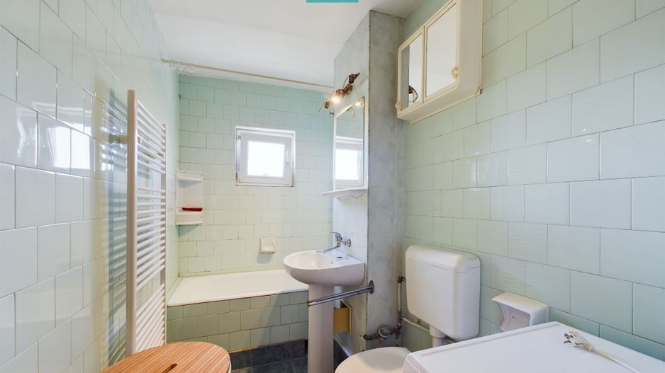 Apartament de închiriat cu 3 camere în Micalaca - Poză 11