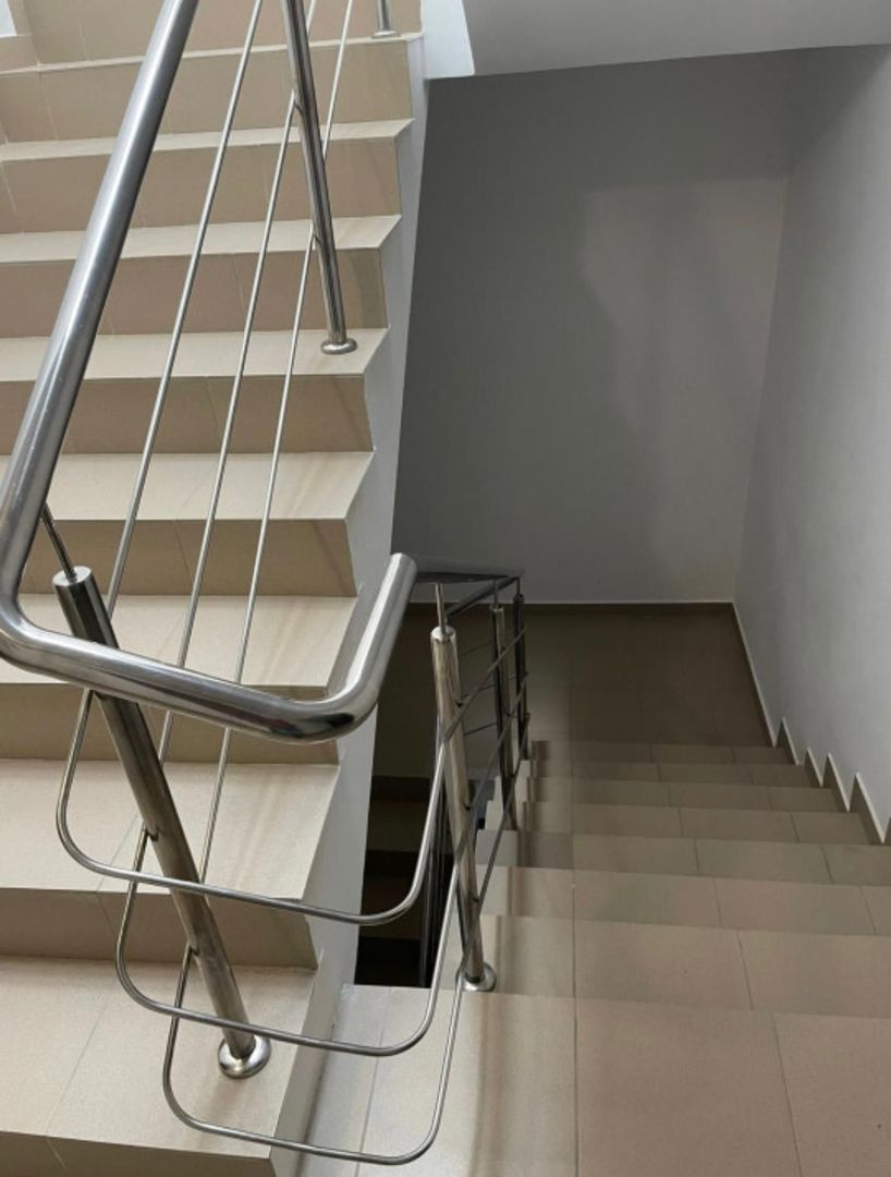 Apartament 2 cam. de vanzare 61mp + terasa 15 mp la 30 m de plaja - Mamaia Nord - Poză 16