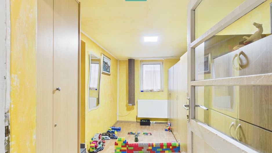 Casă frumoasă la Iratoș la preț bun - Poză 18