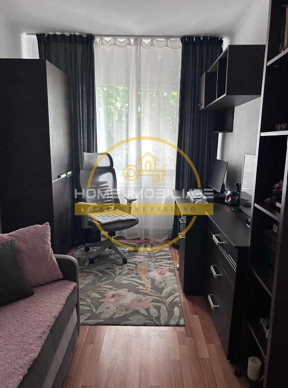 Apartament cu 3 camere/ 57mp/ zona Podu Ros - Poză 4