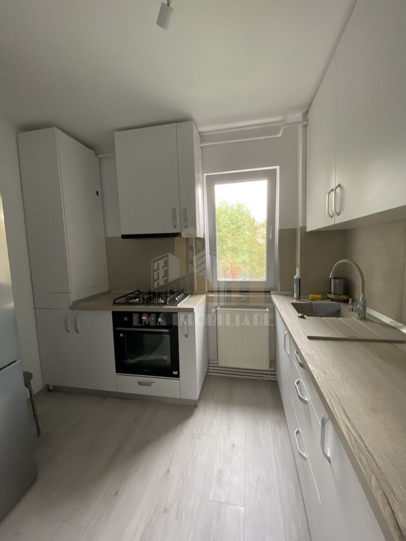 Apartament 2 camere renovat Astra Brasov - Poză 13