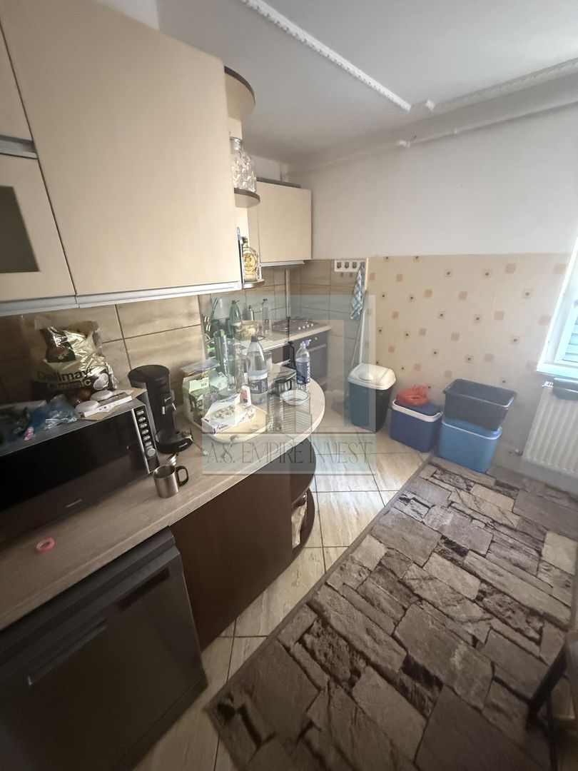 Apartament 3 camere , 84 mp utili,2 bai,2 balcoane-zona Astra - Poză 3