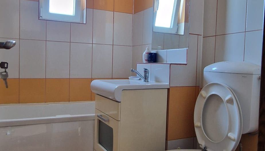 Apartament decomandat 2 camere, complet renovat - Poză 4