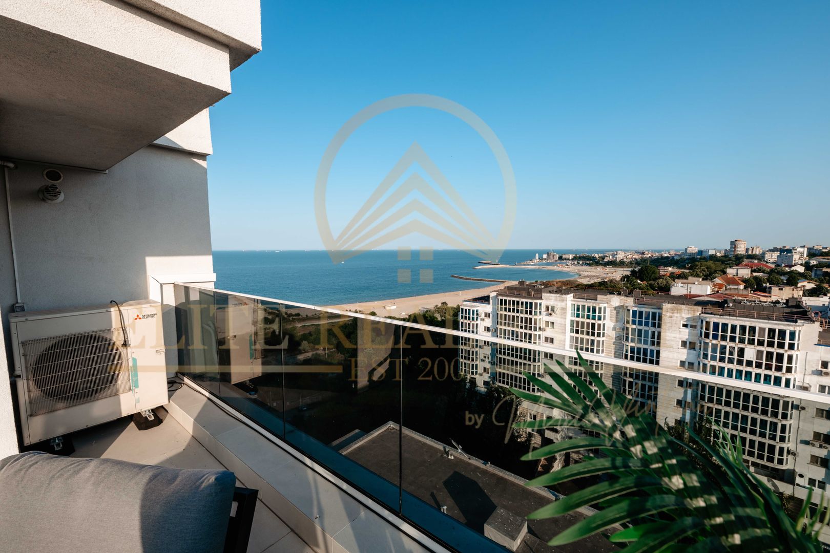 PENTHOUSE UNIC in mijlocul orasului Constanta - Poză 37