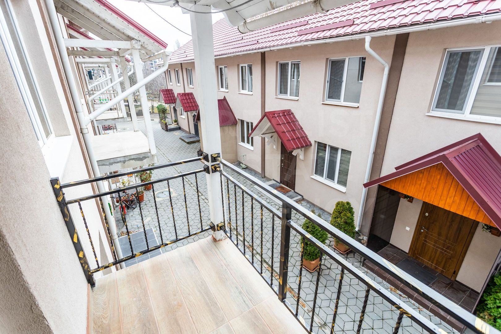 Chirie, casă, 3 nivele, 5 camere, strada Cantinei, Durlești - Poză 31