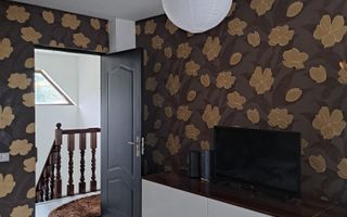 Casa  cu  vedere Panoramică în Făget, Peisaj de Vis și Confort Complet! - Poză 3