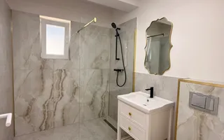 Apartament la cheie / etaj intermediar / Zona Terra - Poză 15