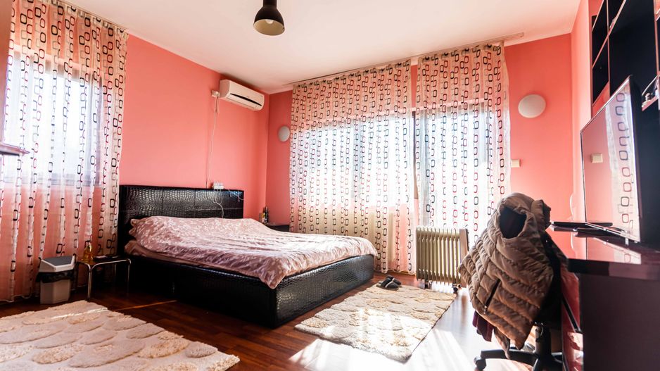 Casă / Vilă cu 6 camere de vânzare în Balotesti - Poză 17