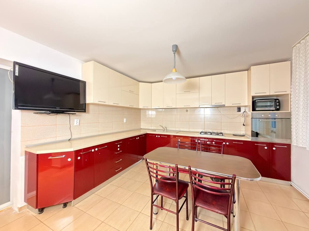Casă de vânzare, 4 camere, 162 mp Buturugeni - Poză 3