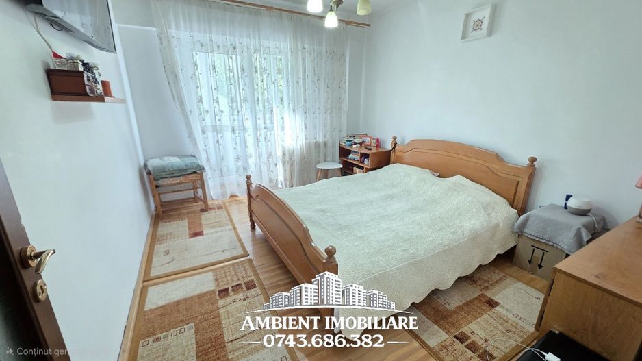 Apartament cu 4 camere, etaj 3, nemobilat, zona TRAIAN; - Poză 8
