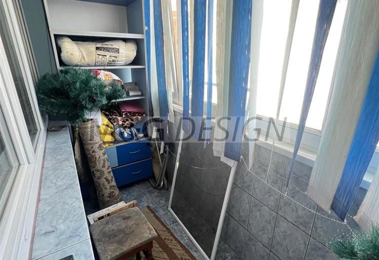 3 camere decomandat etaj 4/10 Dambovita centrala proprie - Poză 8