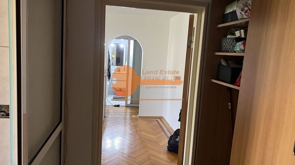 Apartamend te vanzare Metrou Raul Doamnei - Poză 5