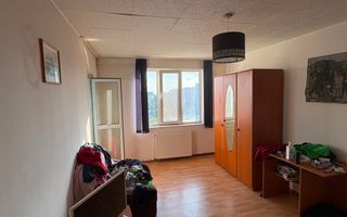 Apartament 3 camere decomandat -10 minute de metrou Aparatorii Patriei - Poză 1