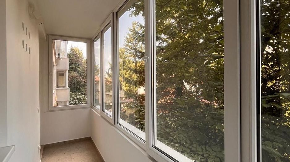 Apartament cu doua camere semidecomandat, piata Domenii - Poză 1