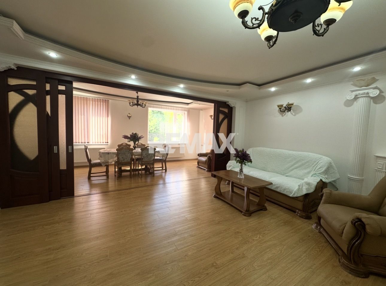 Apartament cu 2 odăi +living ultra centru, Mun. Chișinău - Poză 5
