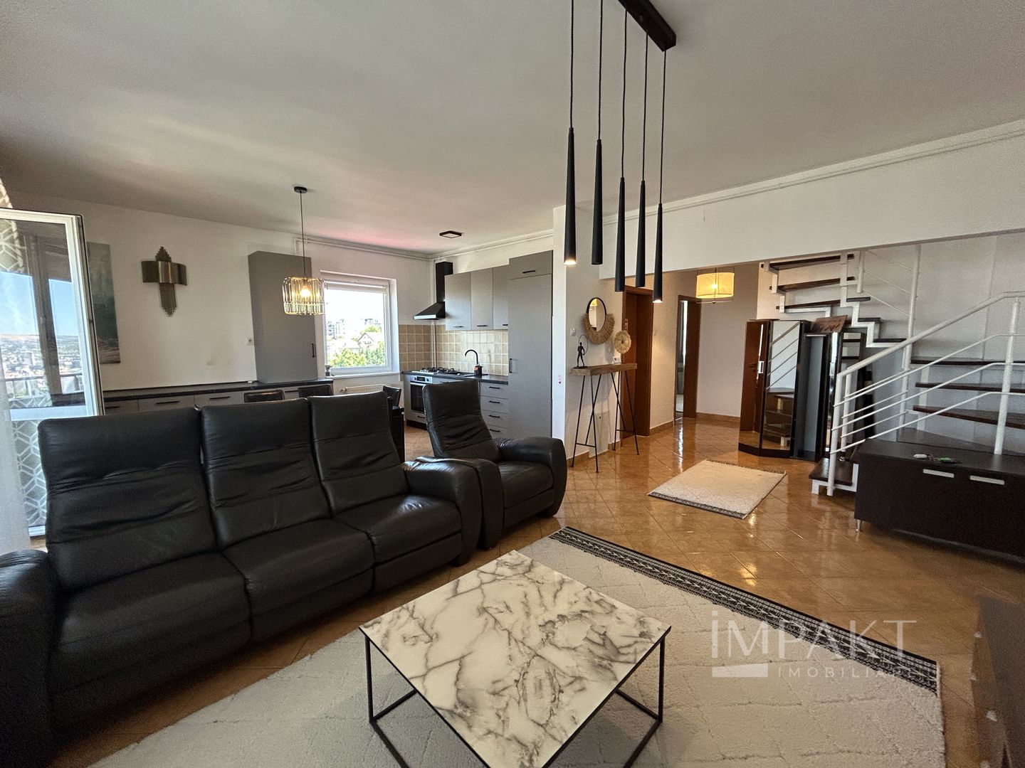 Inchiriere penthouse in Andrei Muresanu! - Poză 2