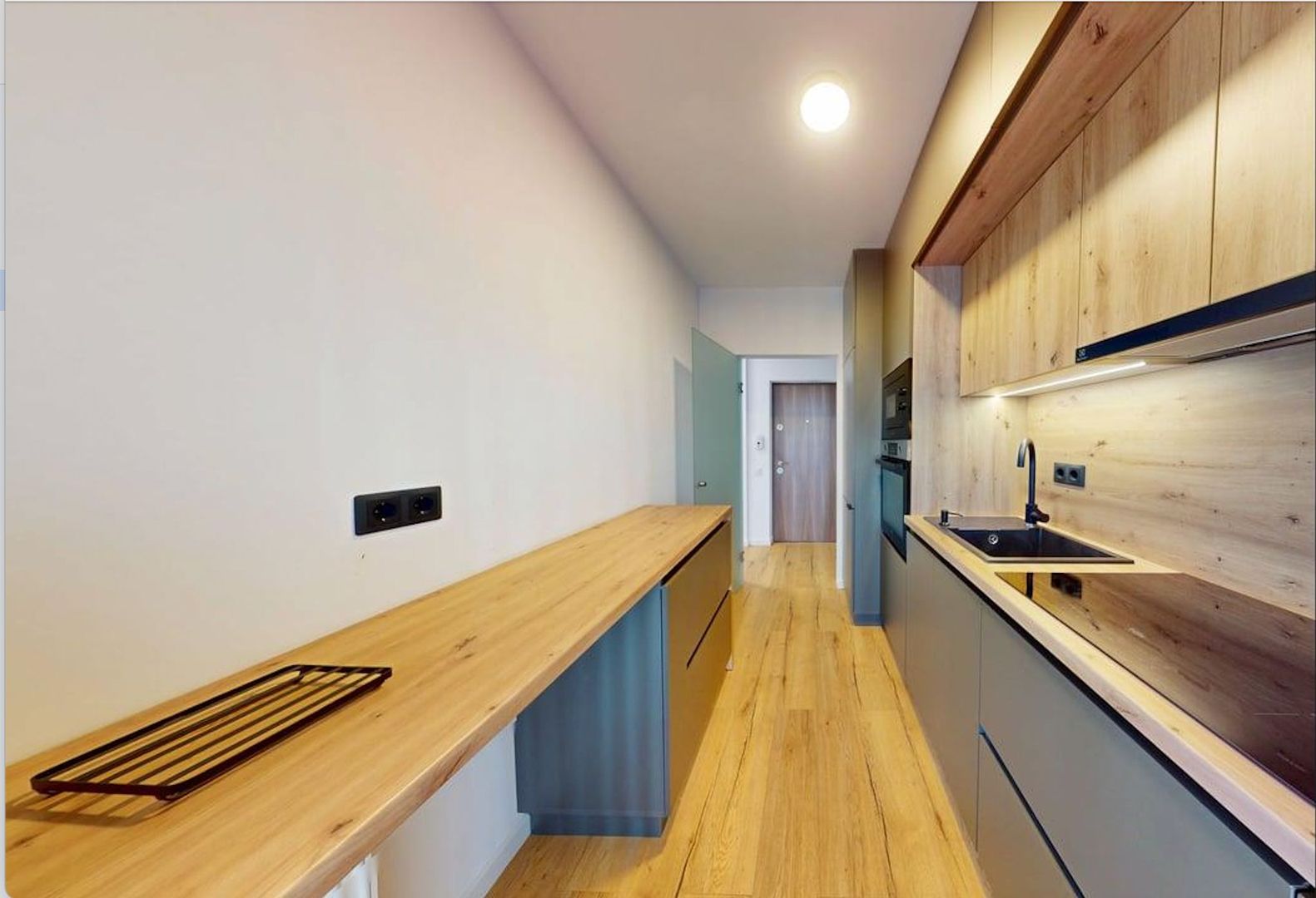 Apartament modern cu 2 locuri de parcare - Poză 2