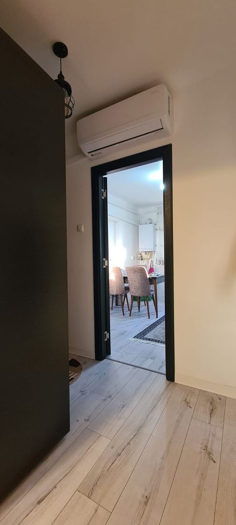 De vanzare apartament cu 3 camere, Piata Centrala, et. 3, 105.000 euro - Poză 12