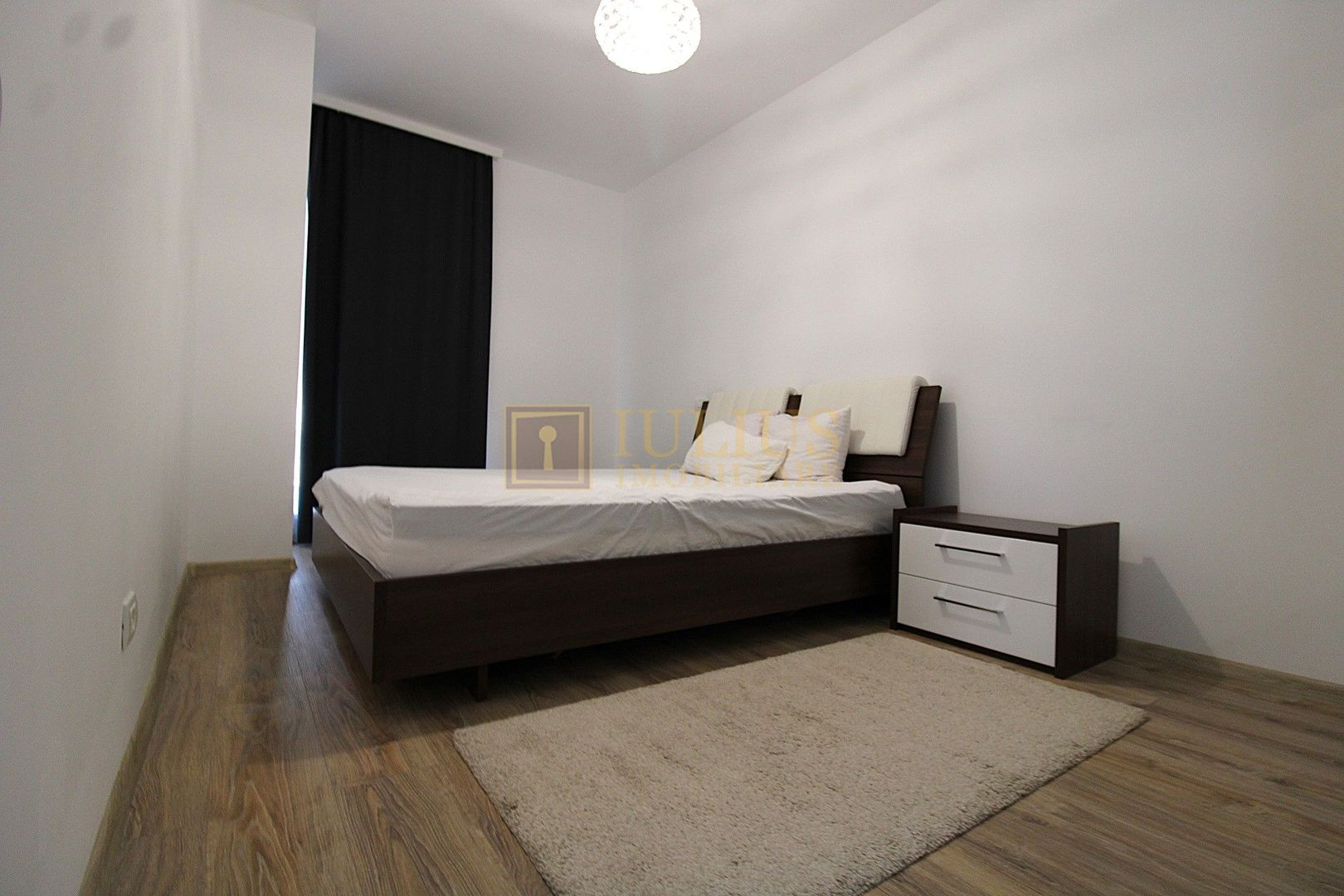 Vivalia -Take Ionescu; loc de parcare - Poză 9