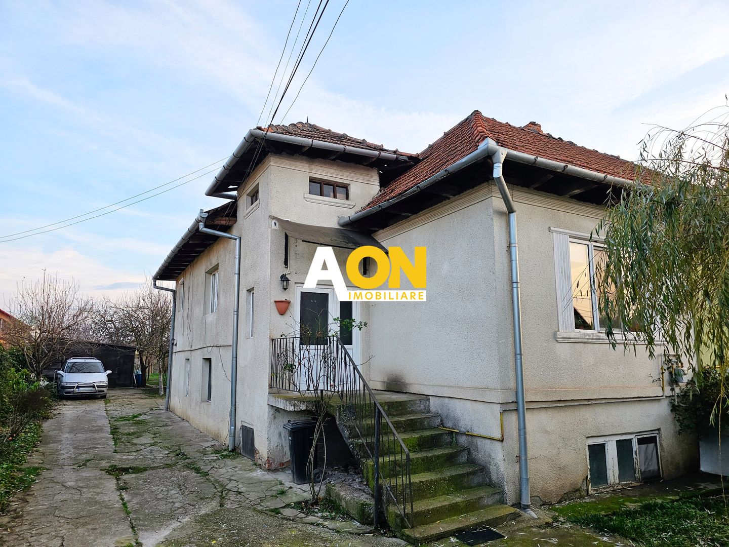 1/2 Duplex, 4 camere, 720 mp teren, zona Cetatea Alba-Carolina - Poză 1